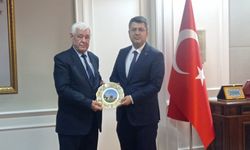 Edirne Kültür Yardımlaşma ve Dayanışma Derneği Başkanı Pınar, Sağlık Bakan Yardımcısı Kırbıyık'ı ziyaret etti