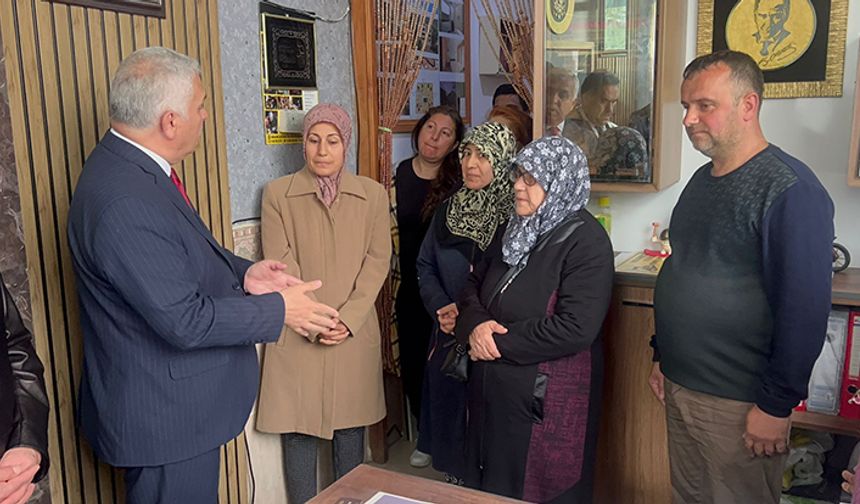 Vali Yıldırım’dan depremzedelere ziyaret “Kimse sizi buradan çıkaramaz”