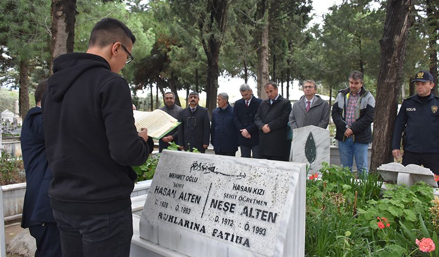 Şehit öğretmen Neşe Alten ve babası anıldı