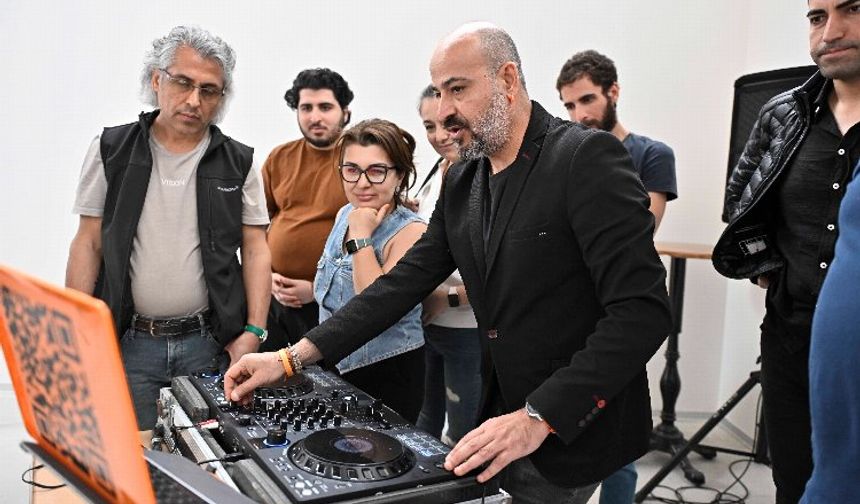DJ’lik kursuna vatandaşlardan yüksek talep