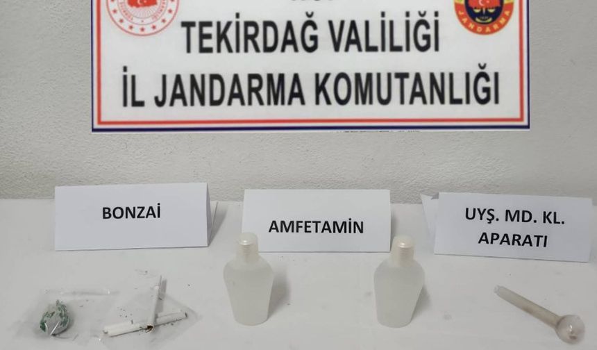 Şüpheli şahısların üzerinden yasaklı madde ele geçirildi