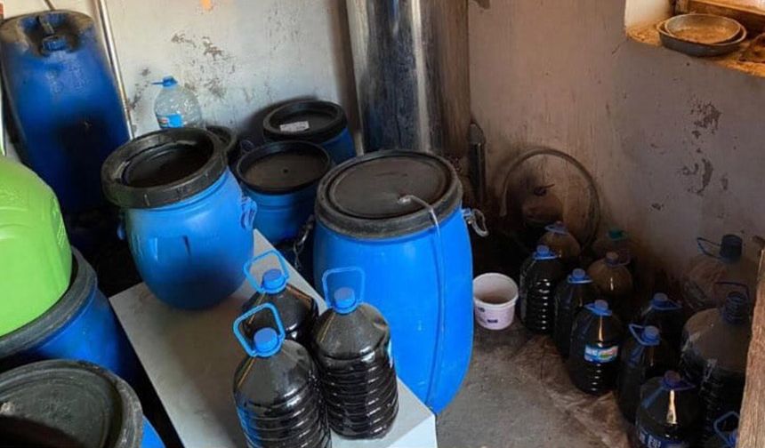 Tekirdağ'da sahte içki operasyonu: 1165 litre ele geçirildi