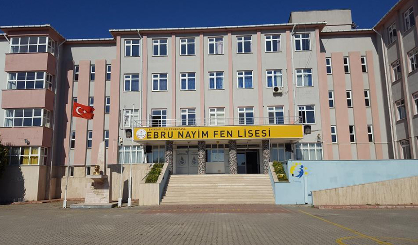 Ebru Nayim Fen Lisesi1