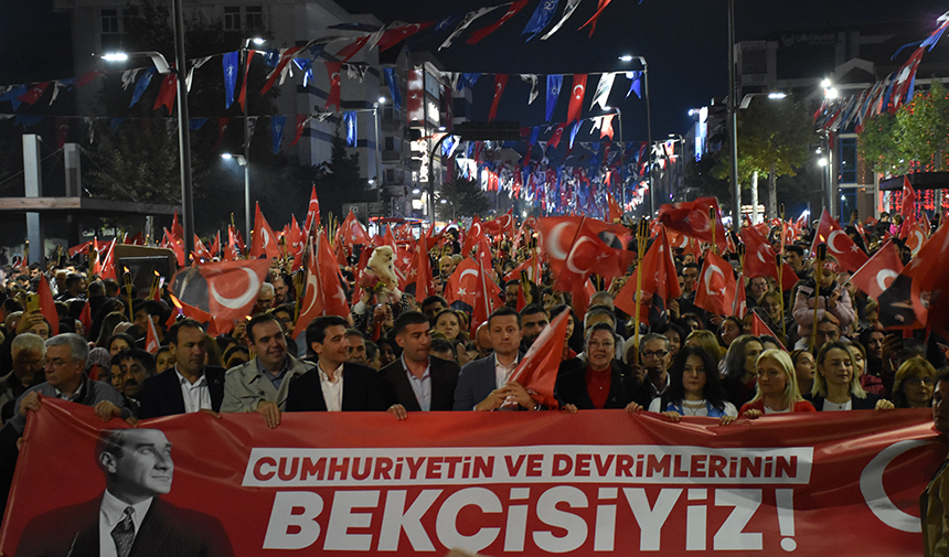 Hakan Altun Çerkezköy’de Konser Verdi1