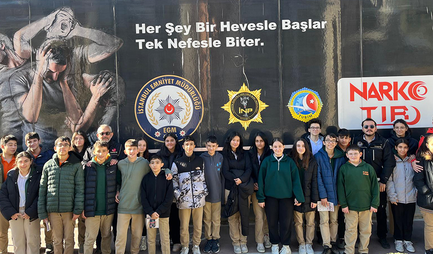 Çerkezköy’de Vatandaşlar Ve Öğrenciler Narko Tır’la Bilinçlendiriliyor2