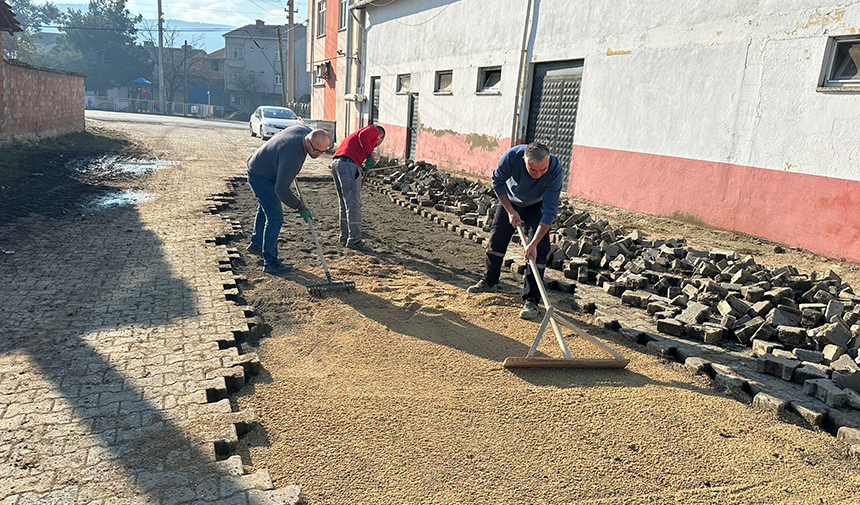 Malkara’da Yol Yenileme Ve Yoğal Gaz Galışmaları Sürüyor