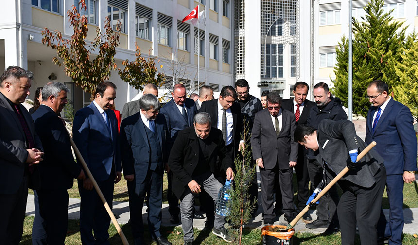 Tekirdağ'da 24 Kasım Öğretmenler Günü Kapsamında Etkinlikler Düzenlendi1