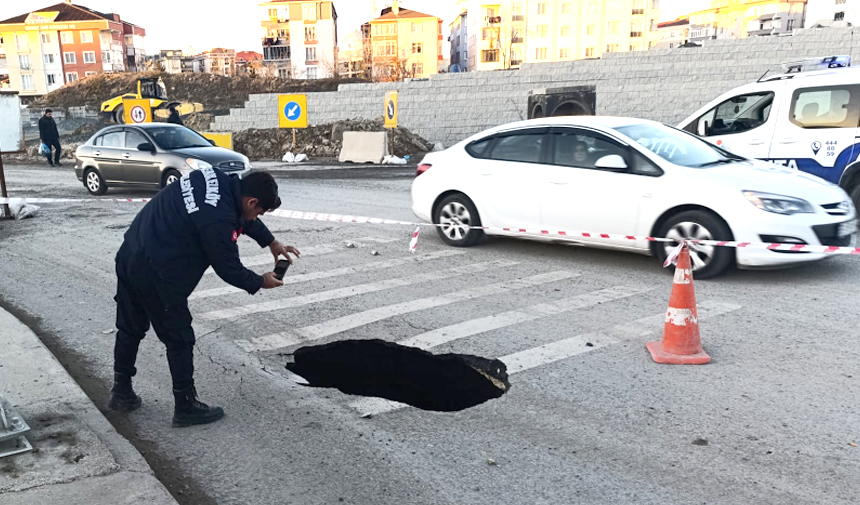 Yol Çöktü1-1